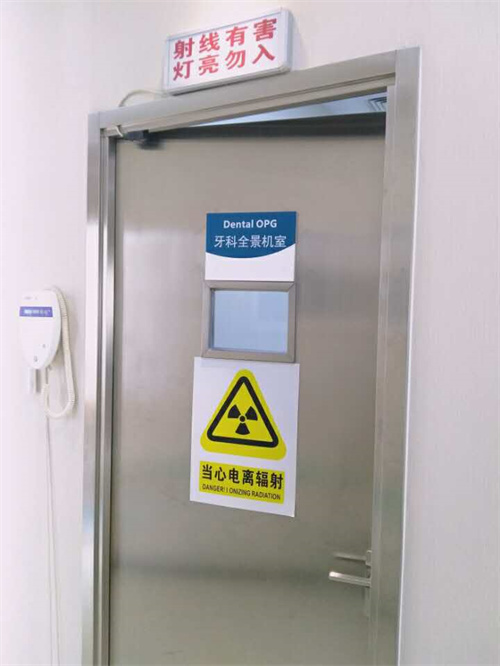 海南防辐射铅门：守护生命健康的隐形盾牌